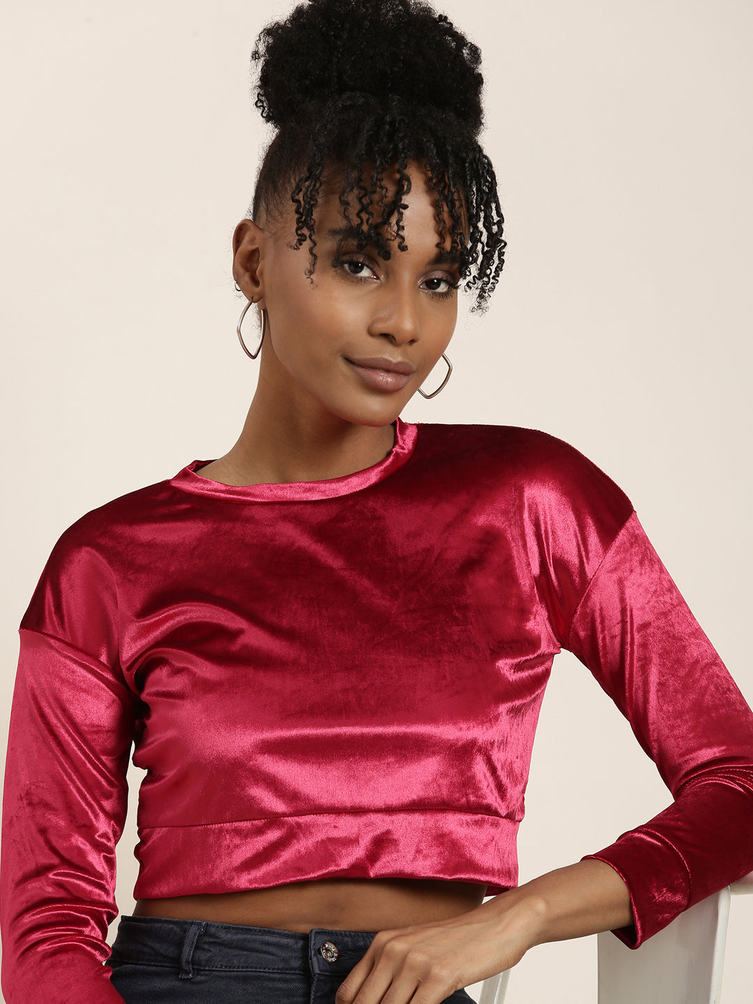 Women's Red Round Neck Regular Sleeves Solid Blouson Crop Top