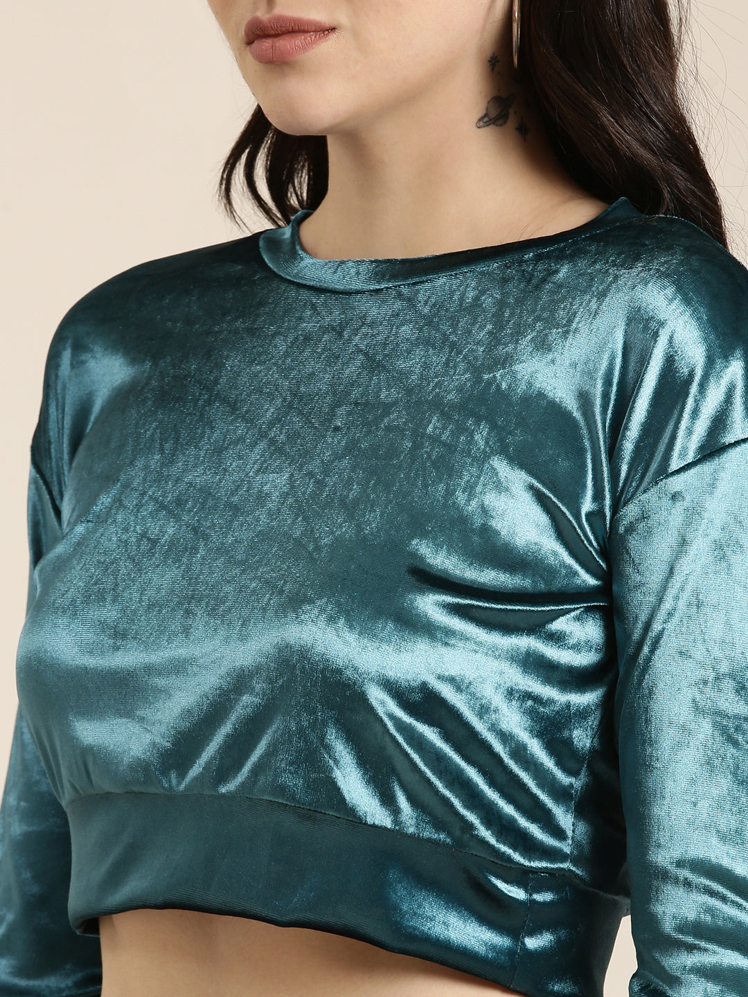 Women's Teal Round Neck Velvet Crop Top