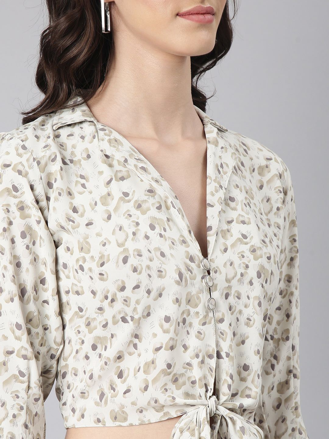 Women's Off White Abstract Printed Puffed Sleeves Tie-Ups Shirt Style Crop Top