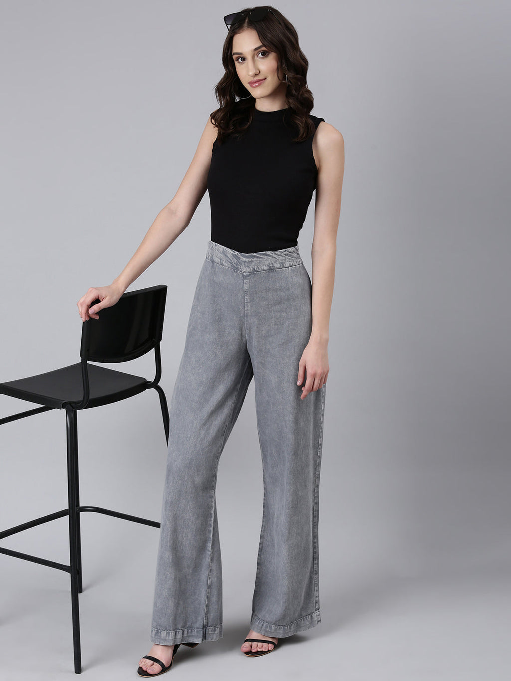 Women's Grey Mid Rise Wide Leg Denim Jeans