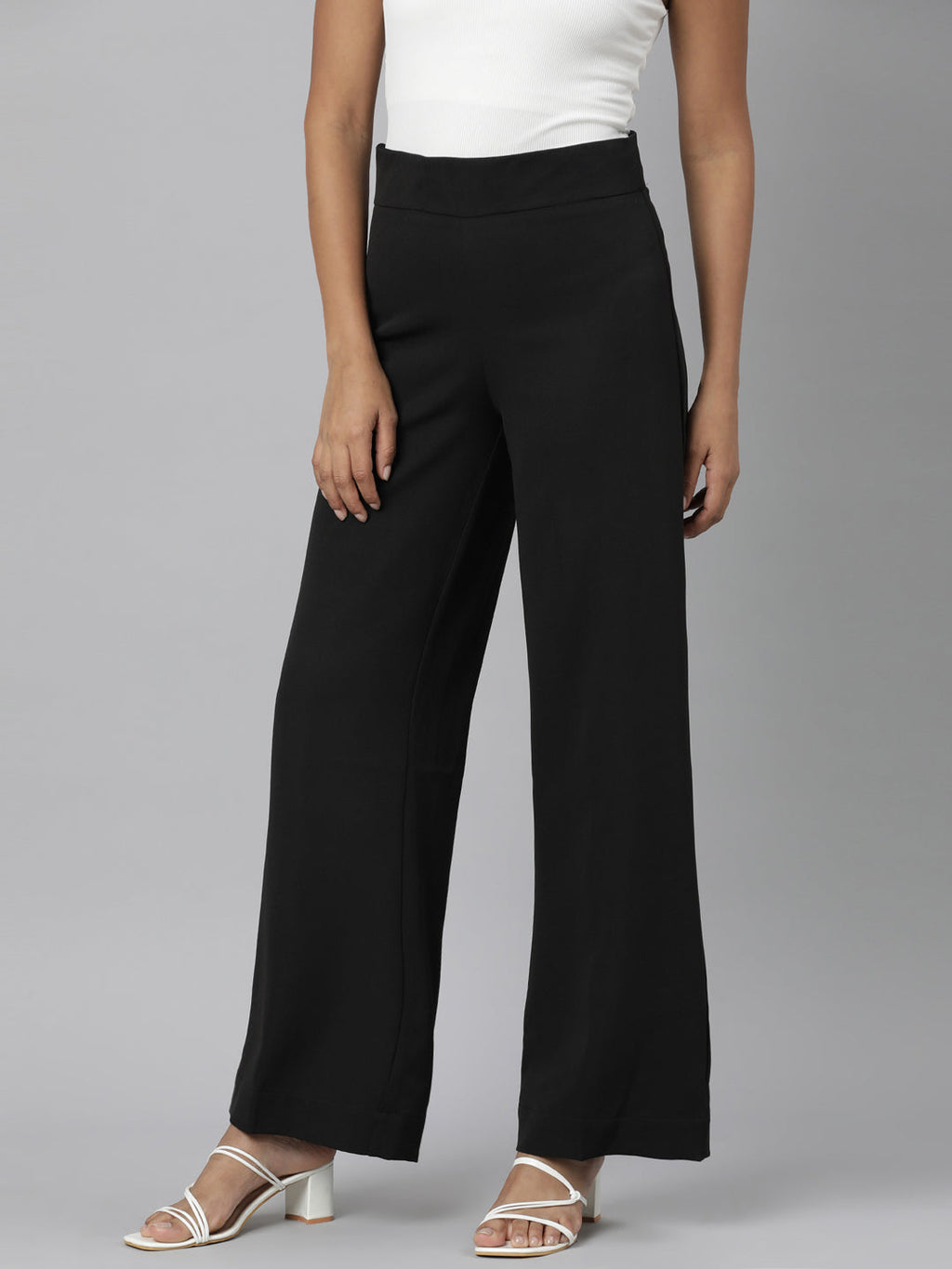Women's Black Relaxed Straight Fit Cotton Parallel Trouser