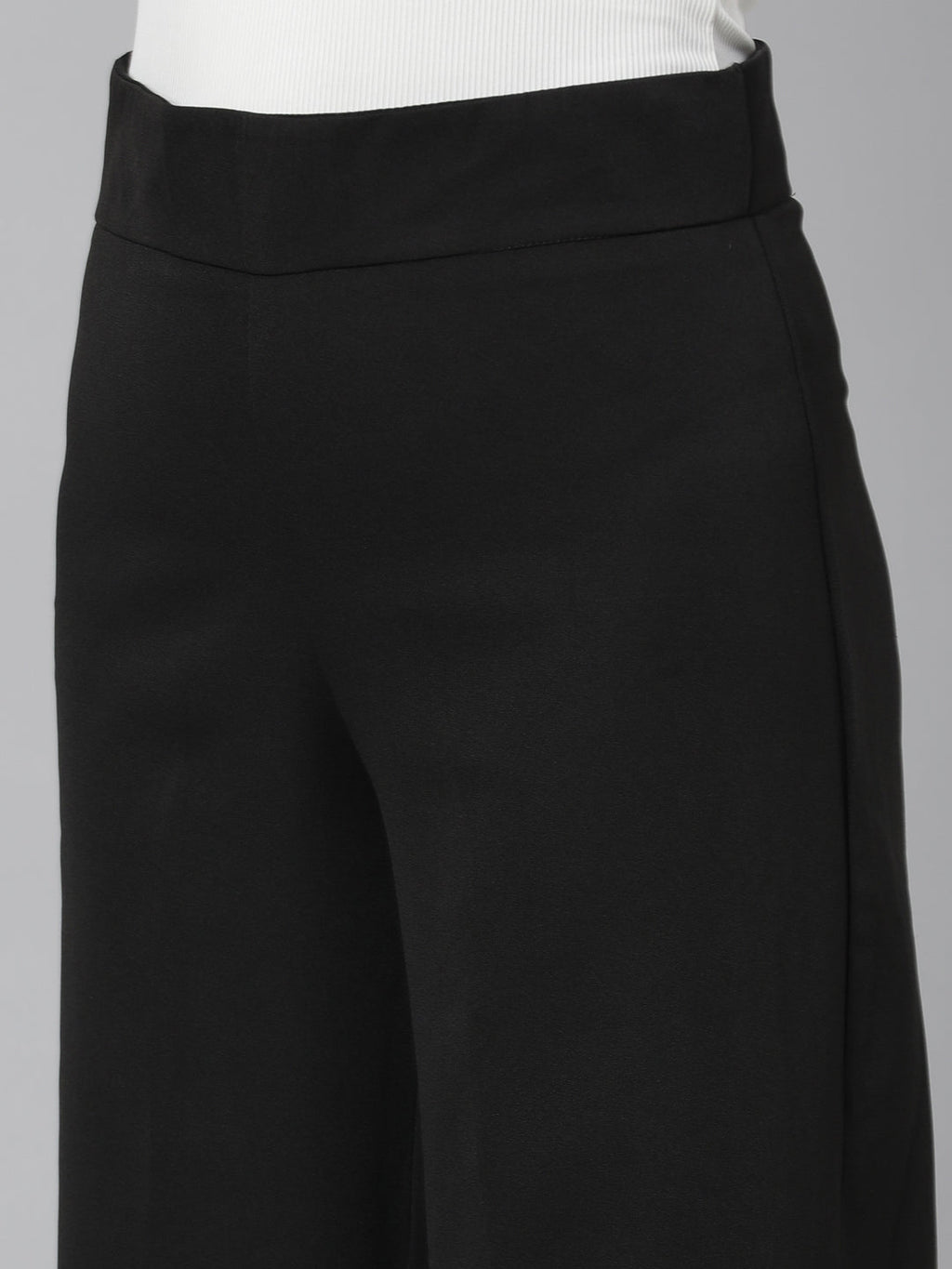 Women's Black Relaxed Straight Fit Cotton Parallel Trouser