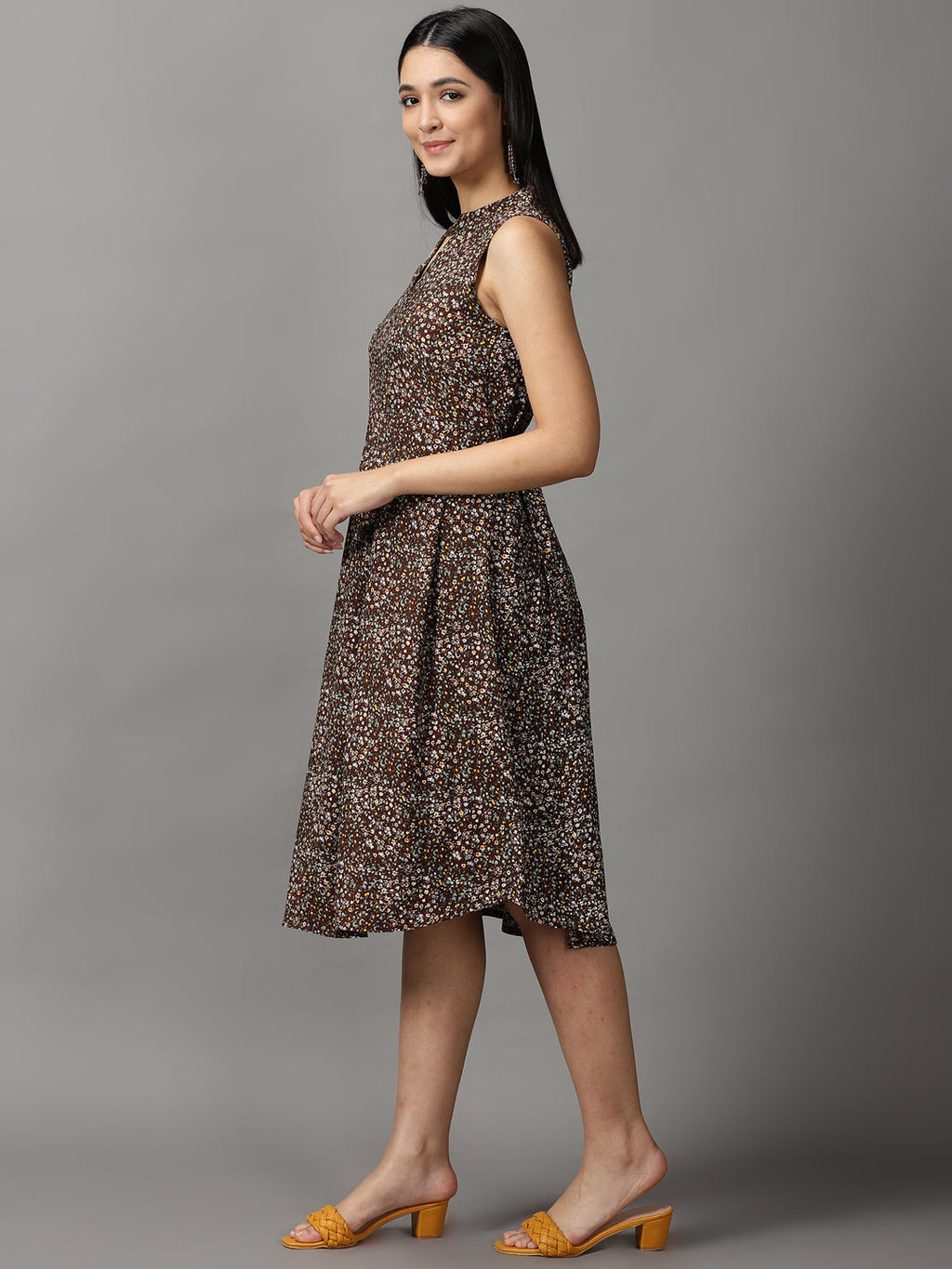 Women's Brown Floral Keyhole Neck Georgette Dress