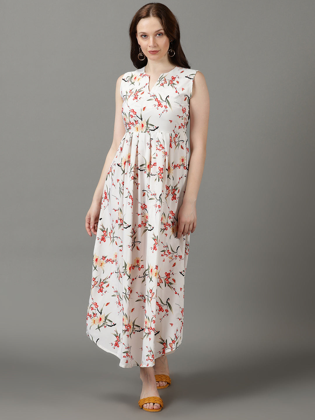 Women's White Floral Printed Notched Neck Gathered Fit & Flare Maxi Dress