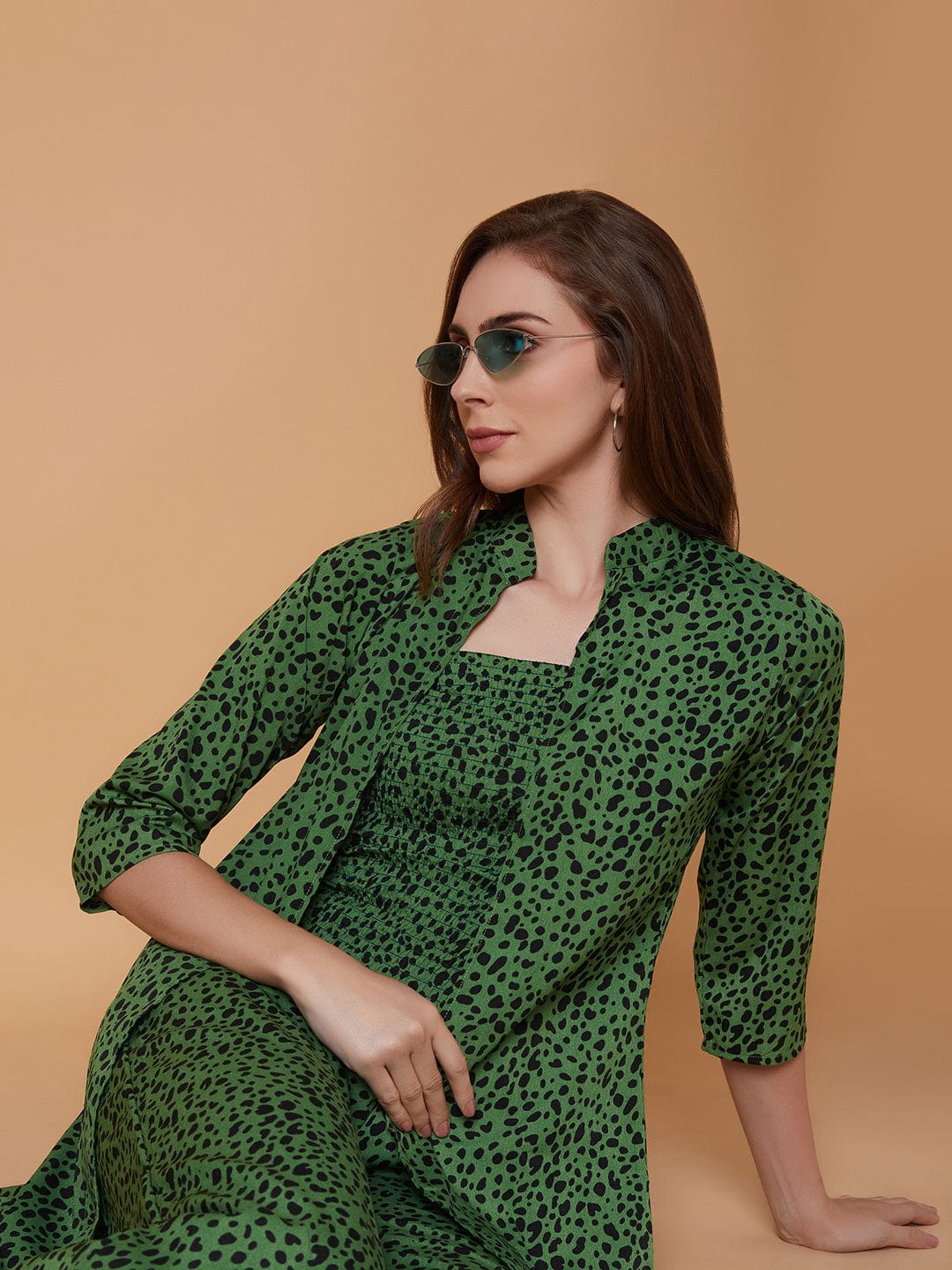 Women's Green Printed Basic Jumpsuit with Shrug