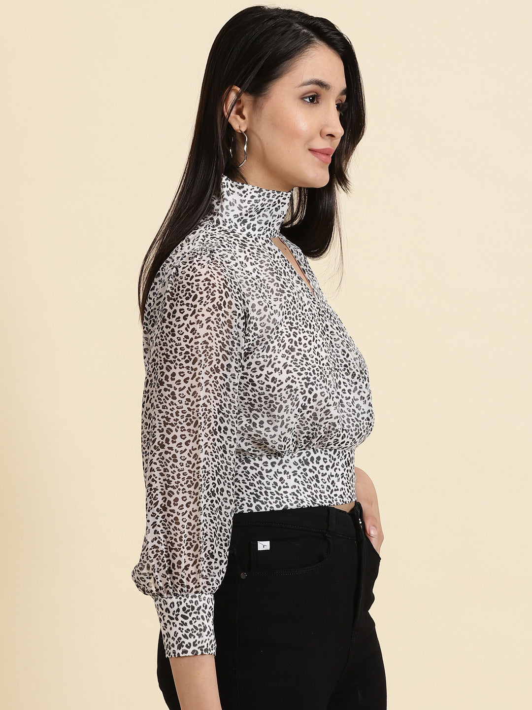 Women's White Animal Printed Chiffon Keyhole Neck Crop Blouson Top