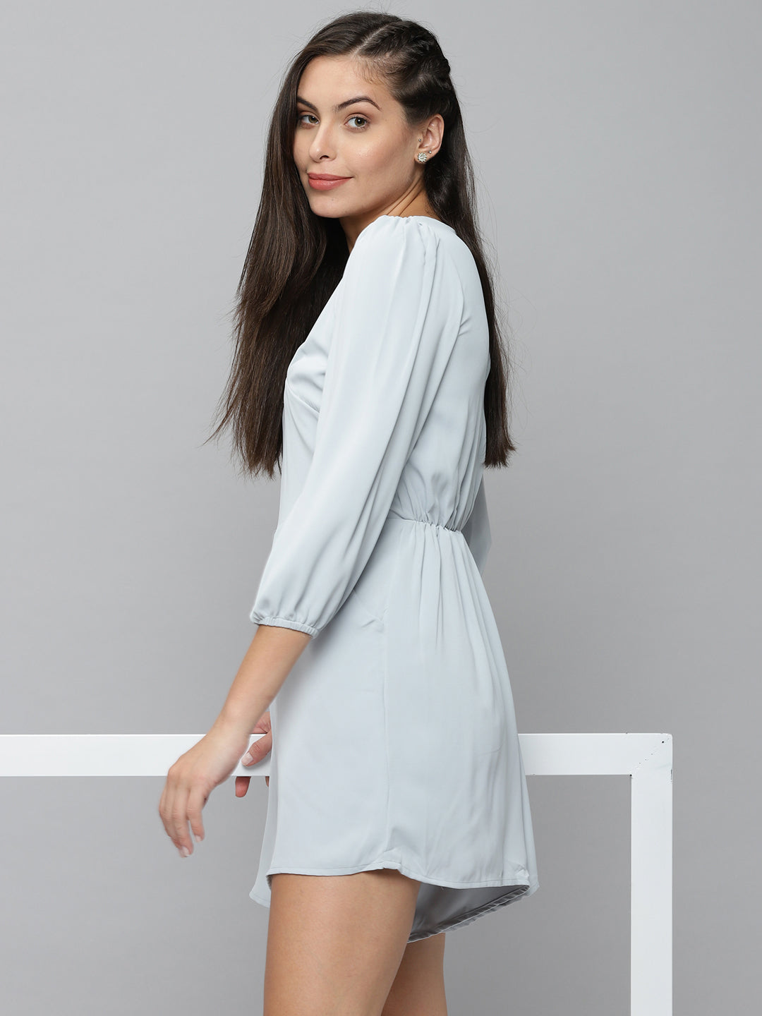 Women's Grey Solid V-Neck Three-Quarter Sleeves Jumpsuit