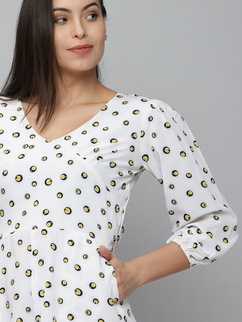 Women's White Printed V-Neck Three-Quarter Sleeves Jumpsuit