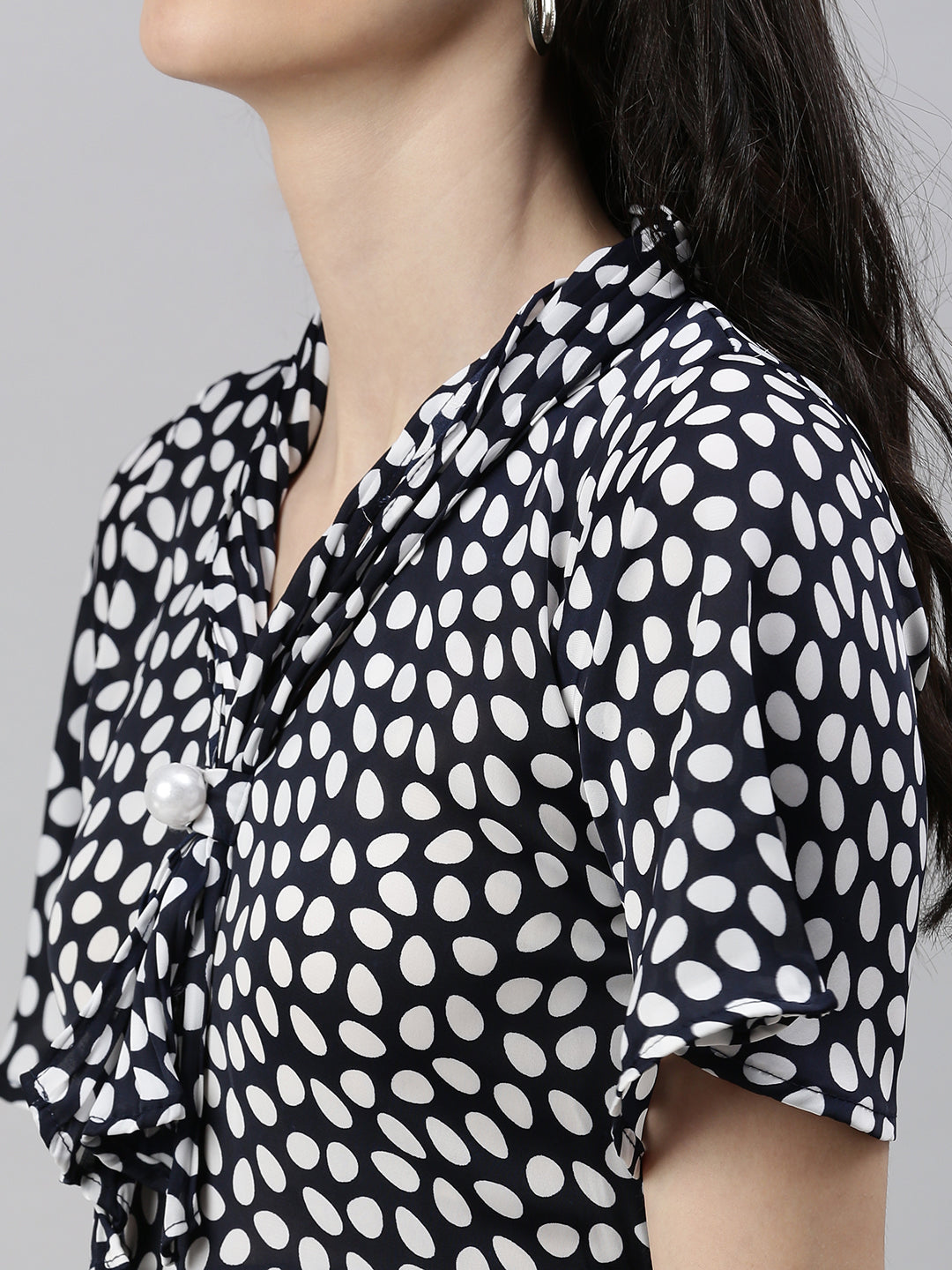 Women's Navy Blue Tie-Up Neck Sheath Dress