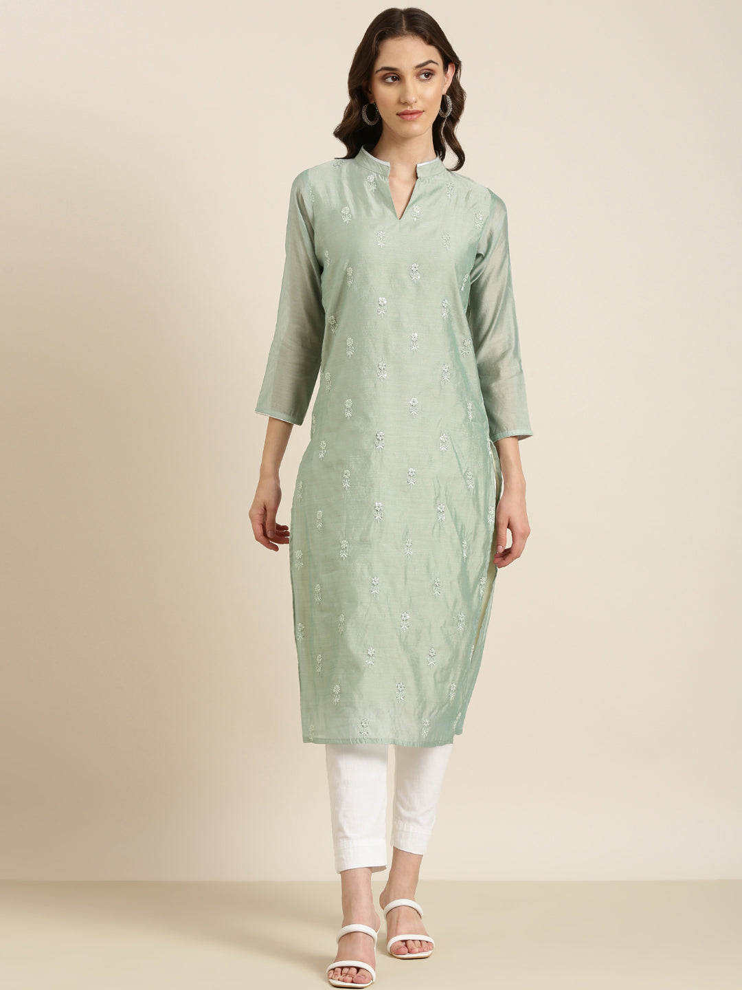 Women's Sea Green Floral Embroidered Mandarin Collar Cotton Silk Straight Kurta