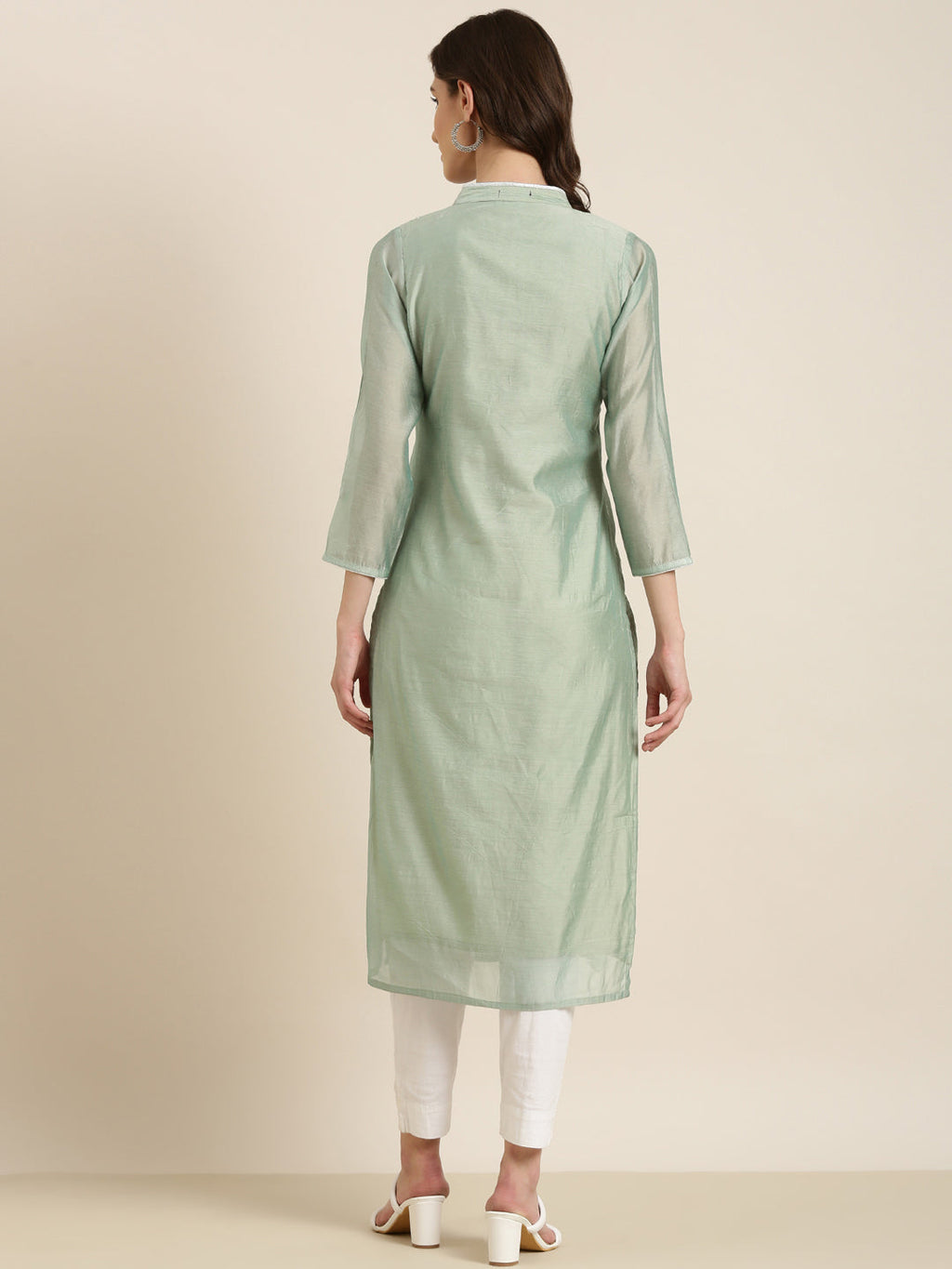 Women's Sea Green Floral Embroidered Mandarin Collar Cotton Silk Straight Kurta