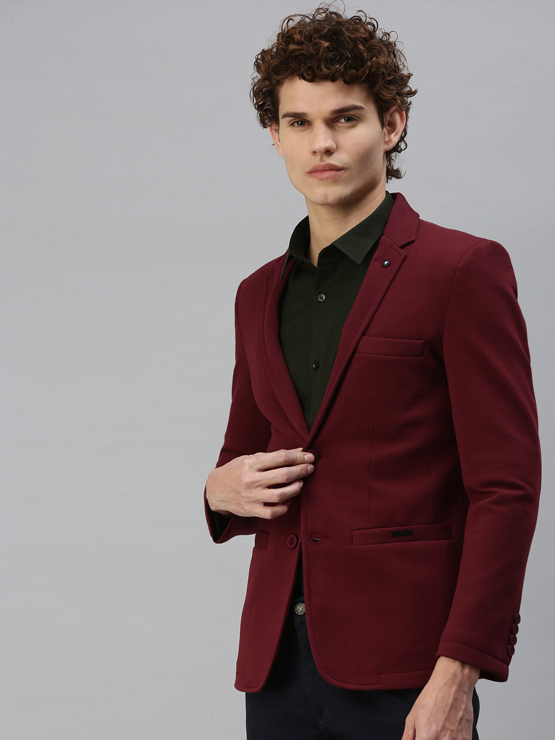 Men's Maroon Solid Casual Single-Breasted Slim-Fit Blazer