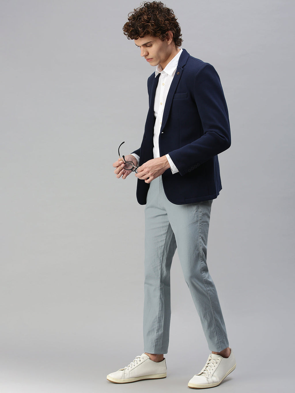 Men's Navy Blue Solid Single-Breasted Slim-Fit Blazer