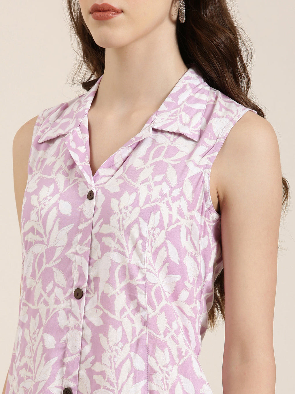 Women's Lavender Floral Printed Shirt Collar Sleeveless A-Line Kurta
