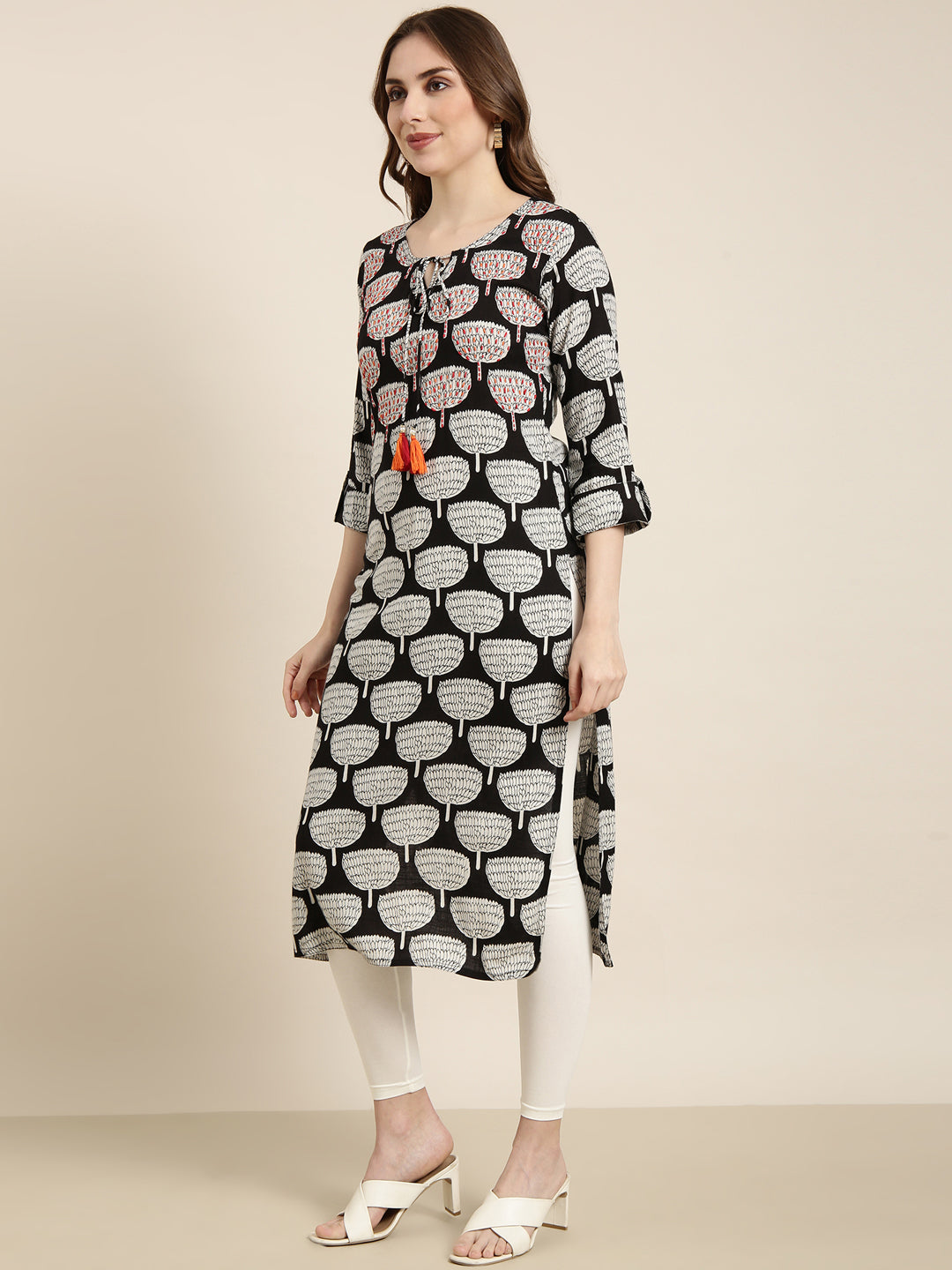 Women's Straight Black Ethnic Motifs Kurta