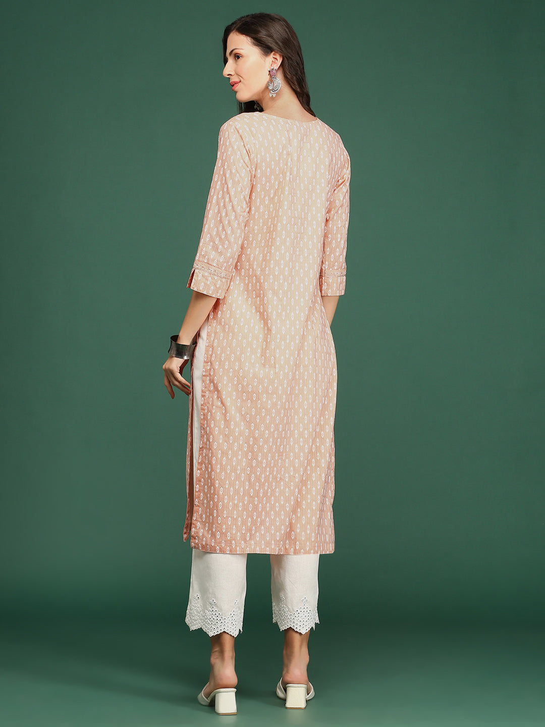 Women's Peach Geometric Printed Mirror Work Straight Kurta