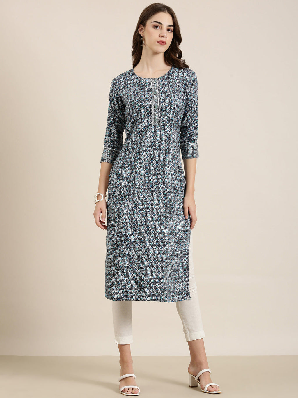 Women's Navy Blue Ethnic Motifs Printed Gotta Patti Straight Kurta