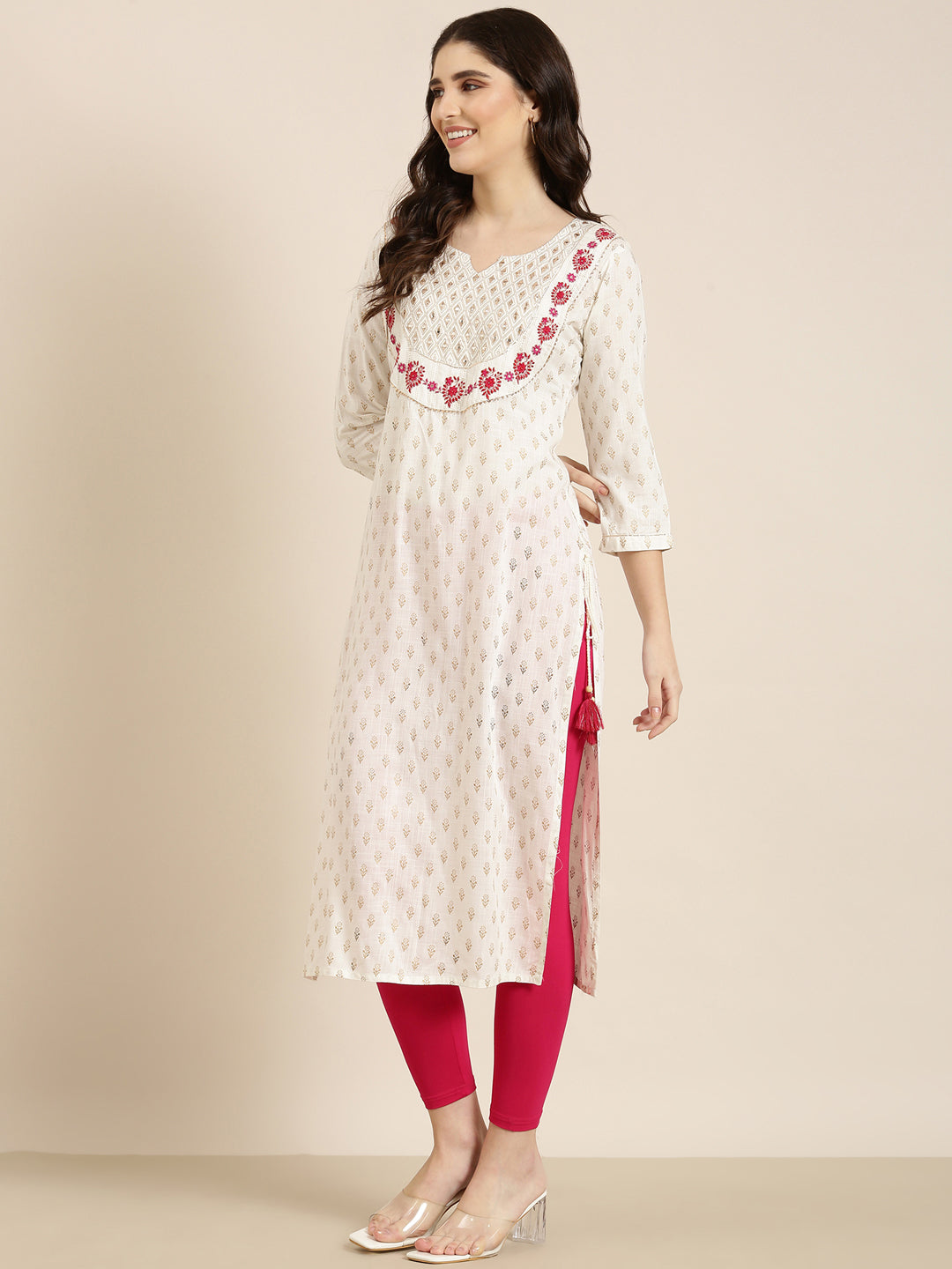 Women's Off White Floral Straight Kurta