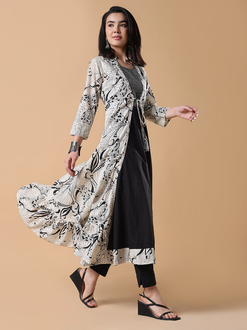 Women's Black Solid Cotton Anarkali Kurta with Shrug