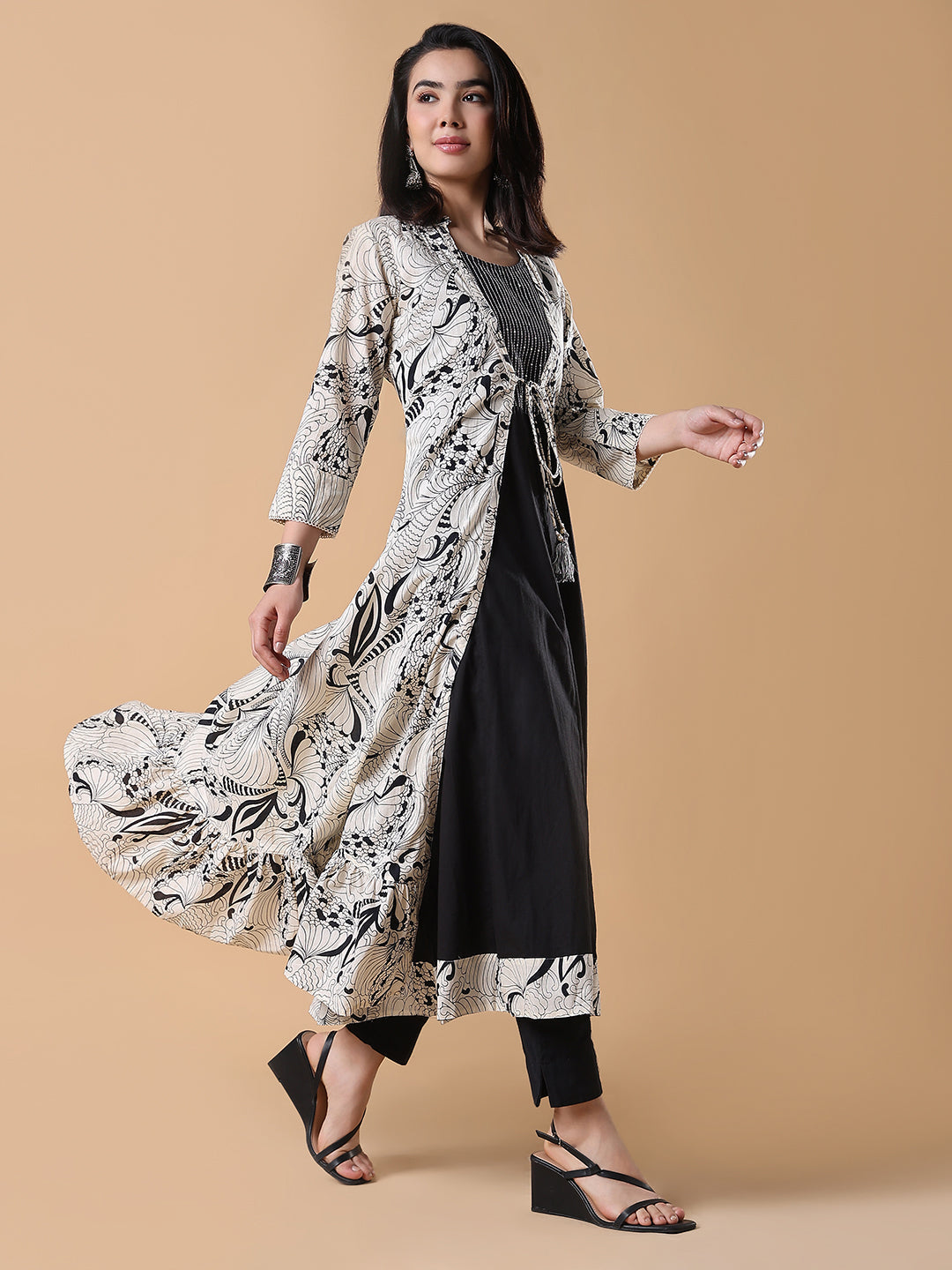 Women's Black Solid Cotton Anarkali Kurta with Shrug