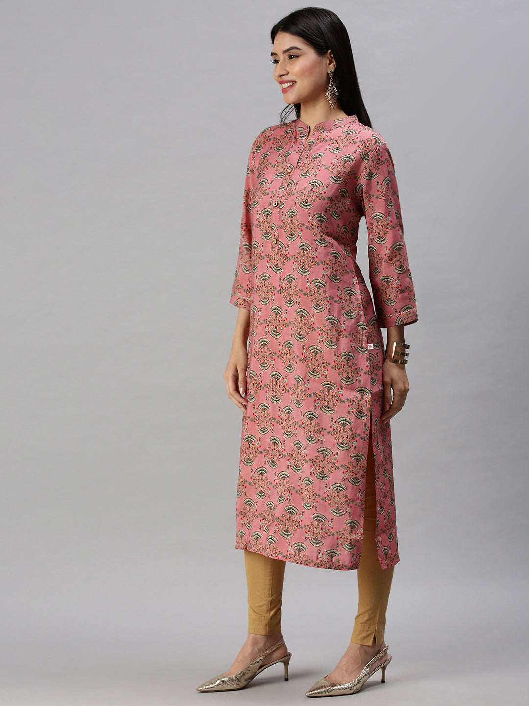 Women's Pink Ethnic Motifs Mandarin Collar Beads & Stones Straight Kurta