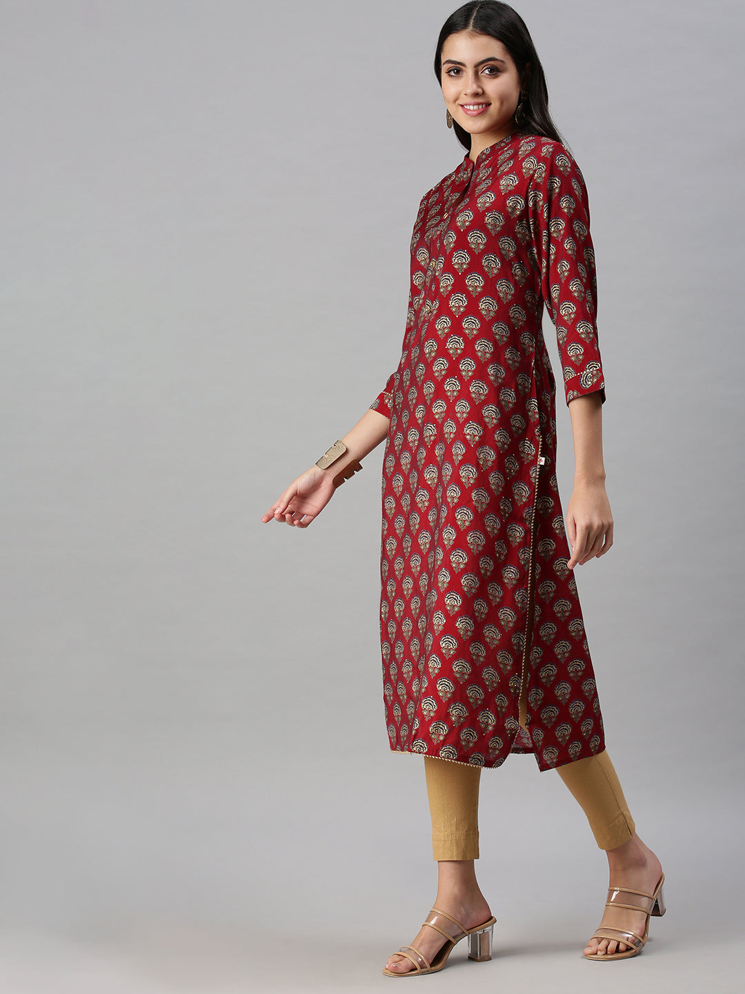 Women's Maroon Ethnic Motifs Cotton Printed Straight Kurta