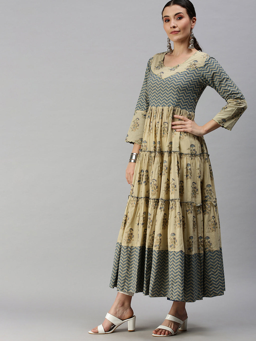 Women's Beige Chevron Printed Cold-Shoulder Sleeves Anarkali Kurta