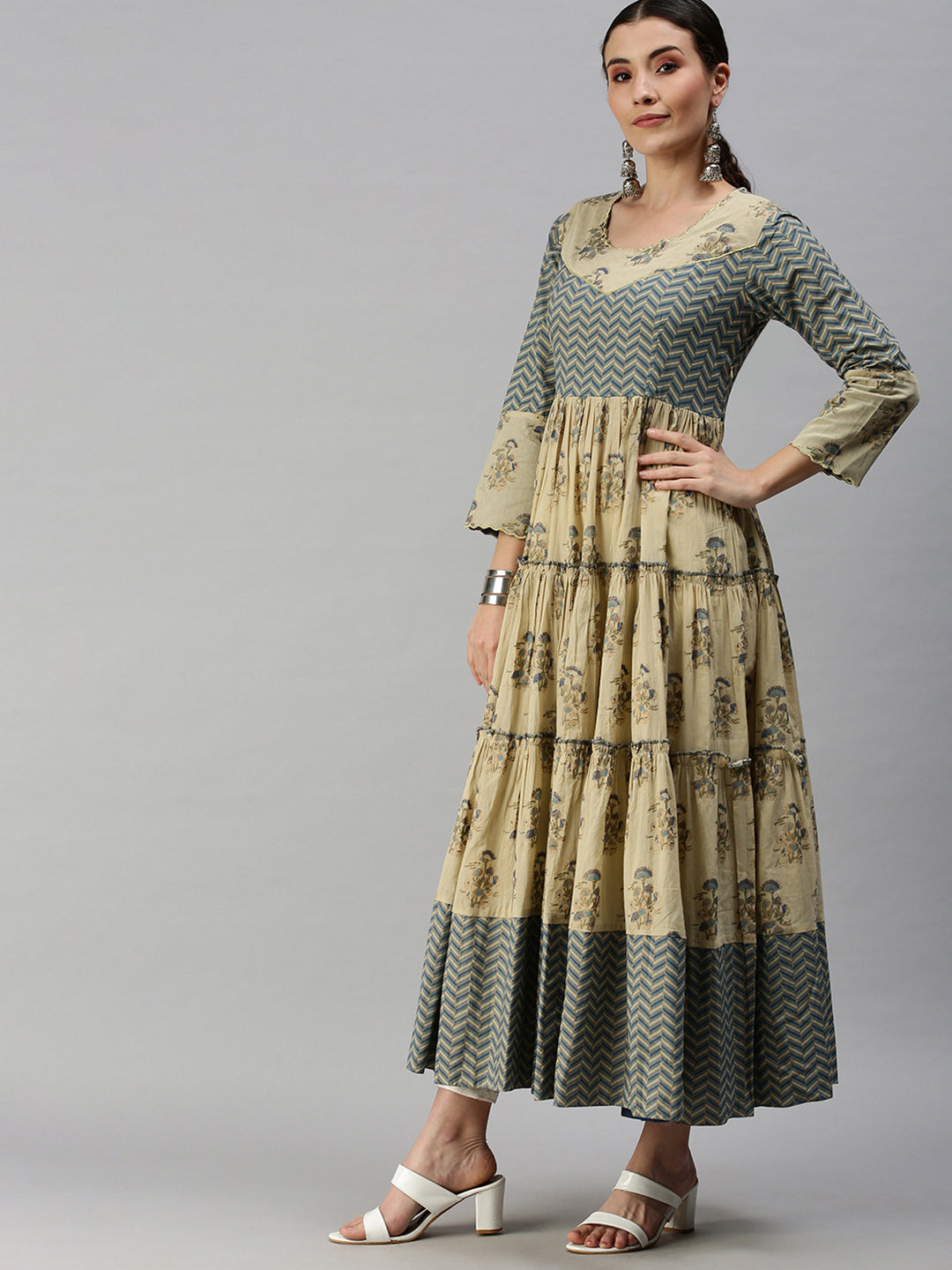 Women's Beige Chevron Printed Cold-Shoulder Sleeves Anarkali Kurta