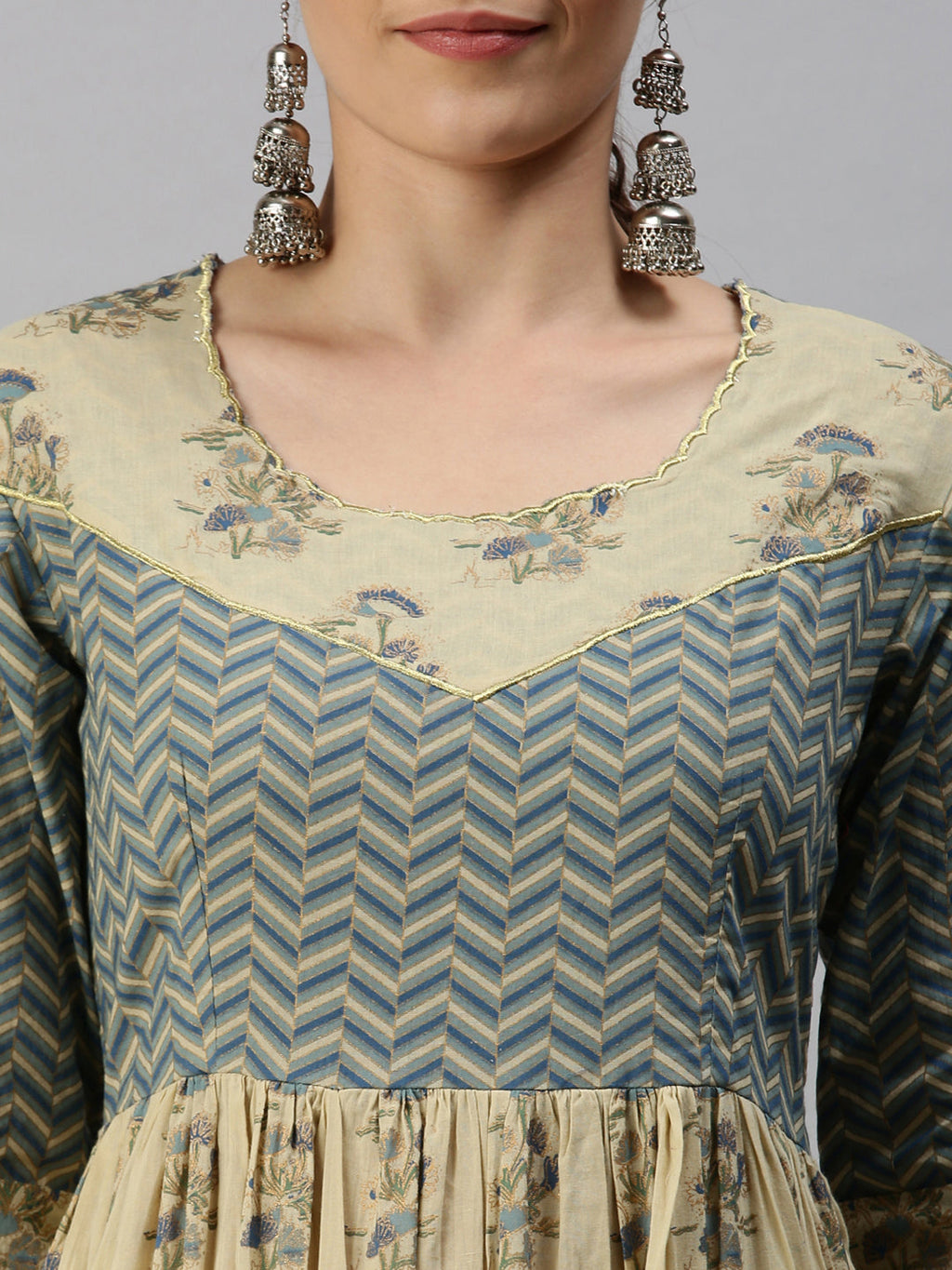 Women's Beige Chevron Printed Cold-Shoulder Sleeves Anarkali Kurta