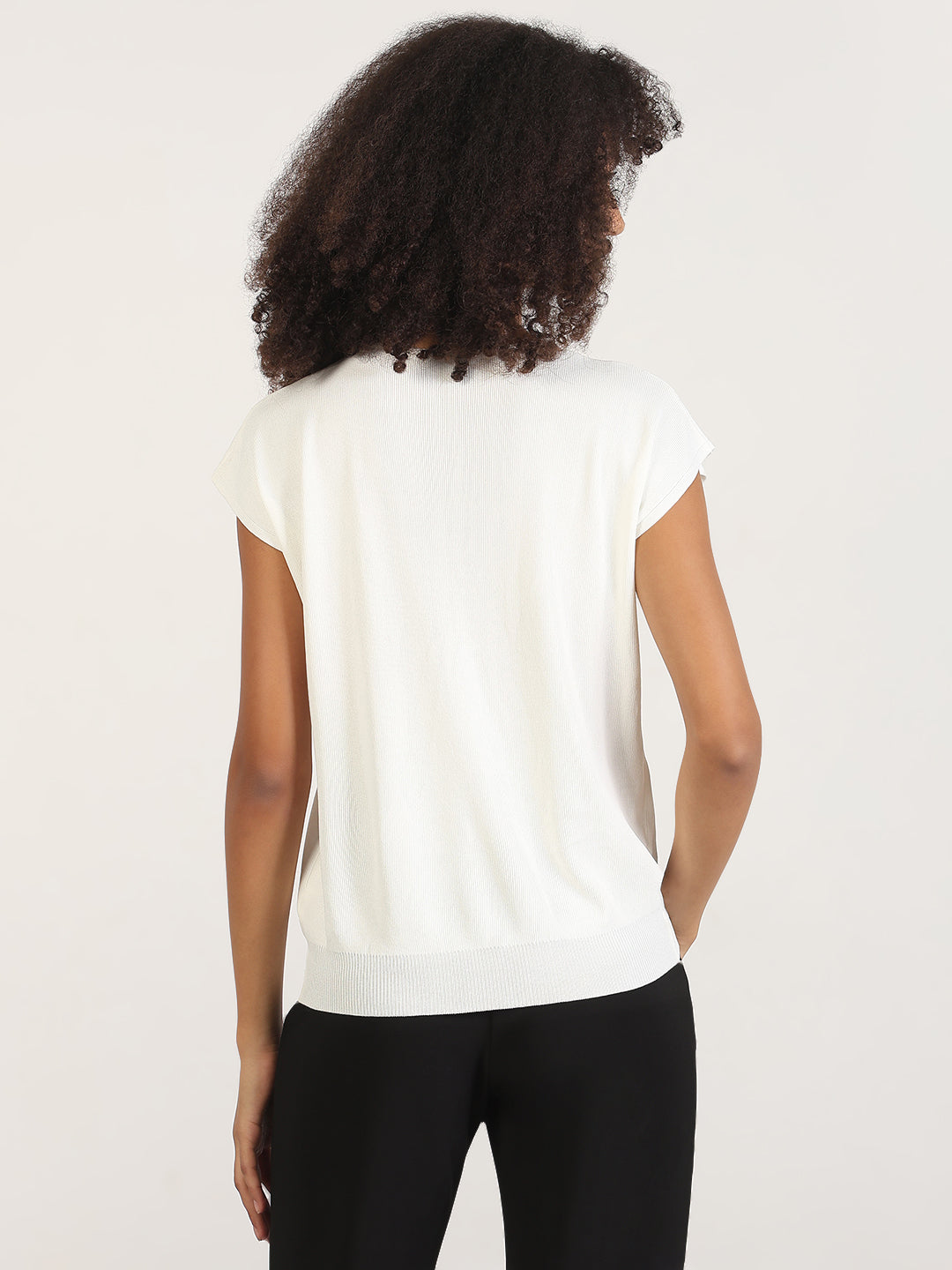 Women's White Extended Sleeves V-Neck Solid Top