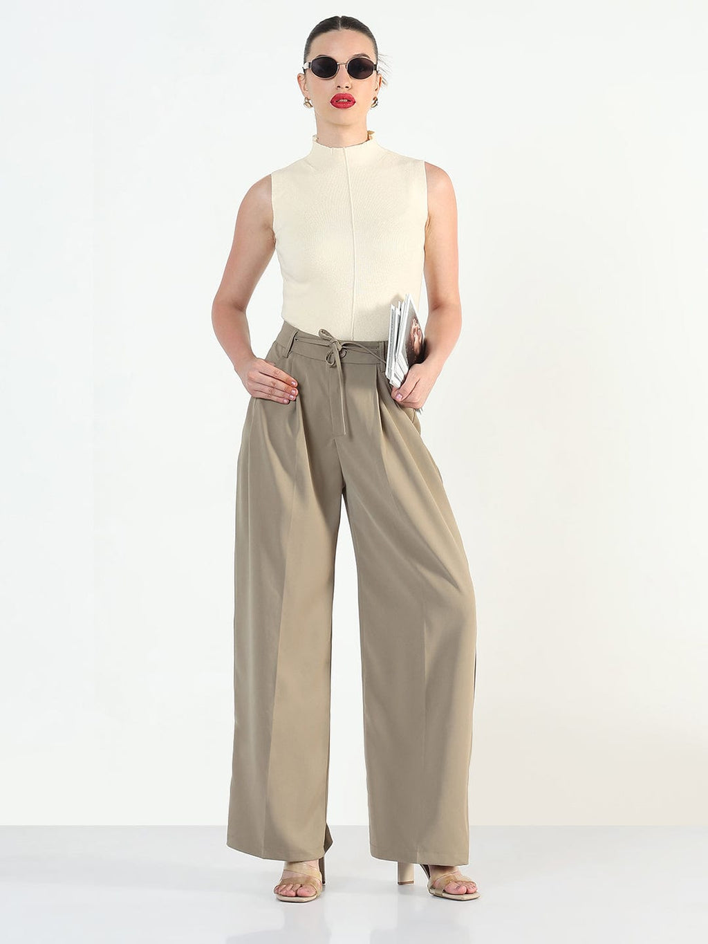 Women's Beige Relaxed Fit Trousers