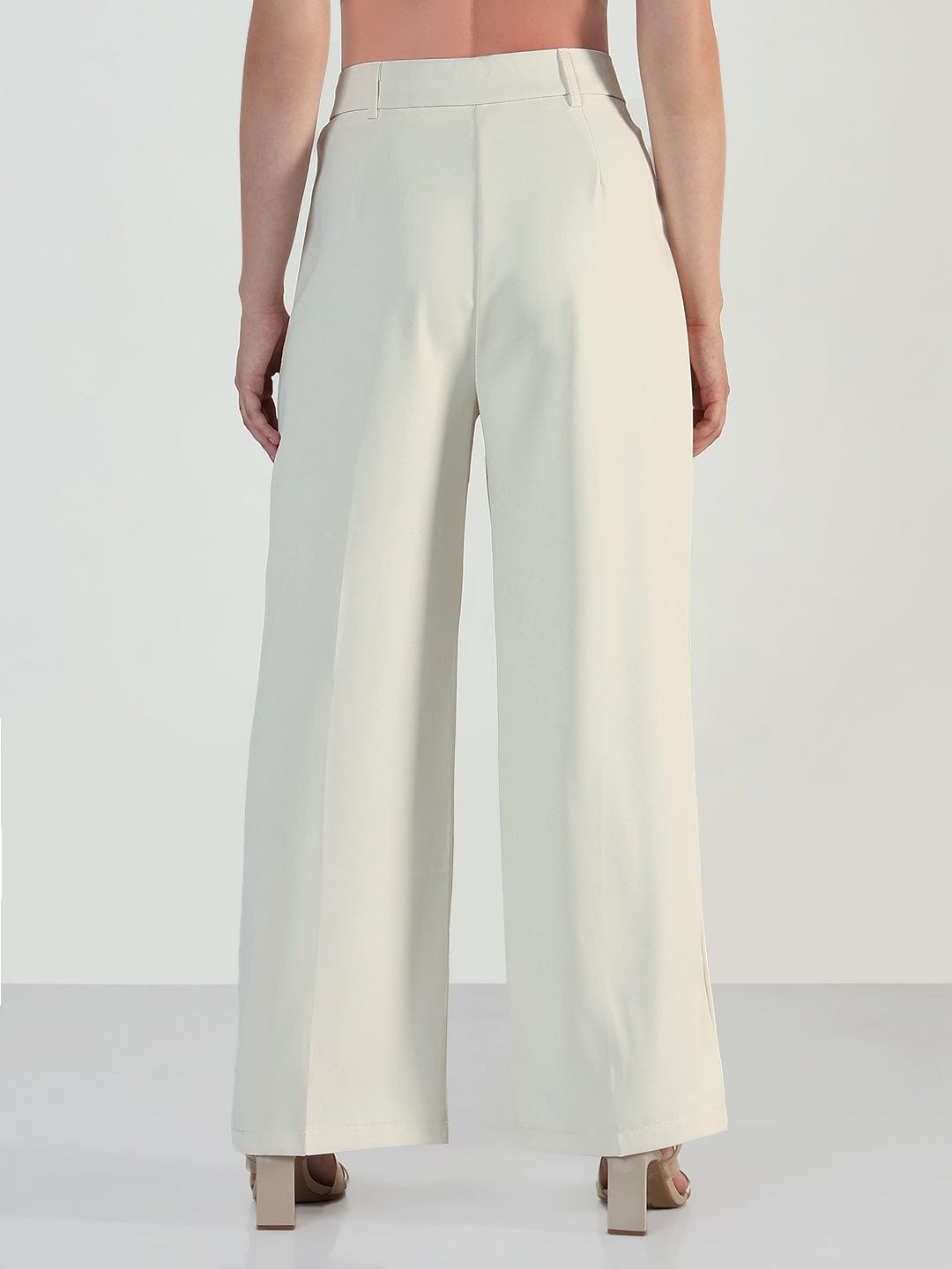 Women's Off White Relaxed Fit Trousers