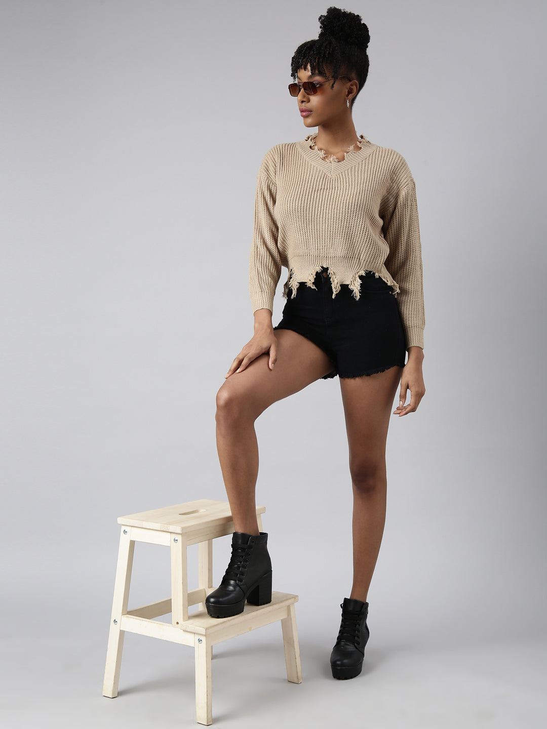 Women's Beige V-Neck Fringed Long Sleeves Boxy Top