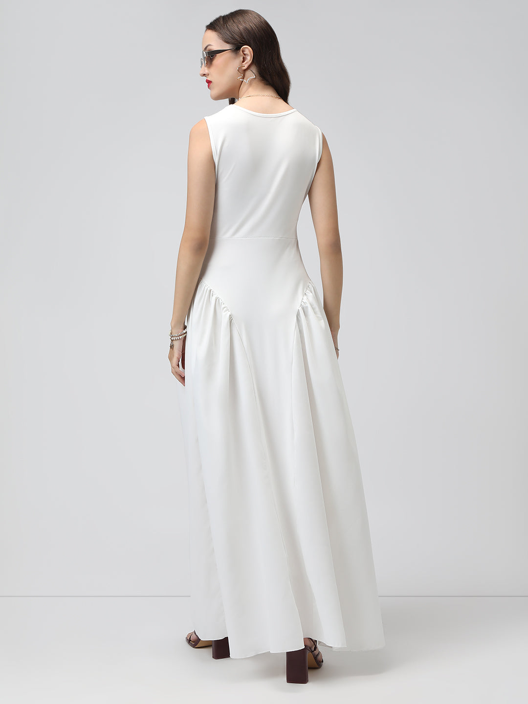 Women's White Sleeveless Fit and Flare Maxi Dress