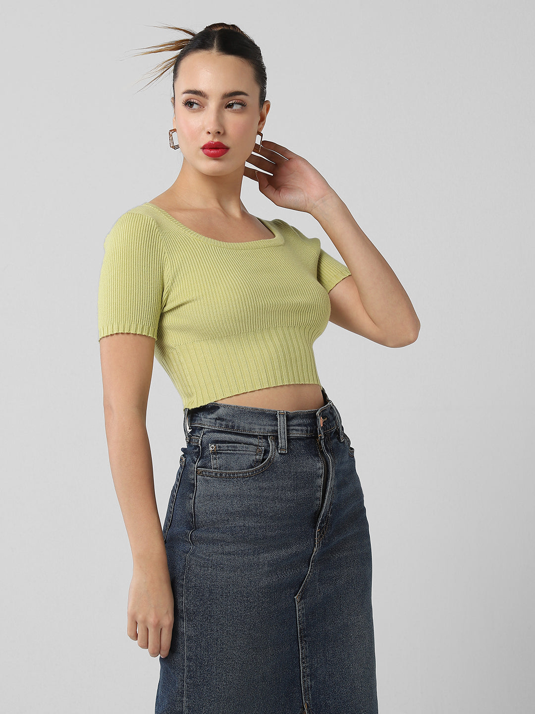 Women's Green Square Neck Fitted Crop Top