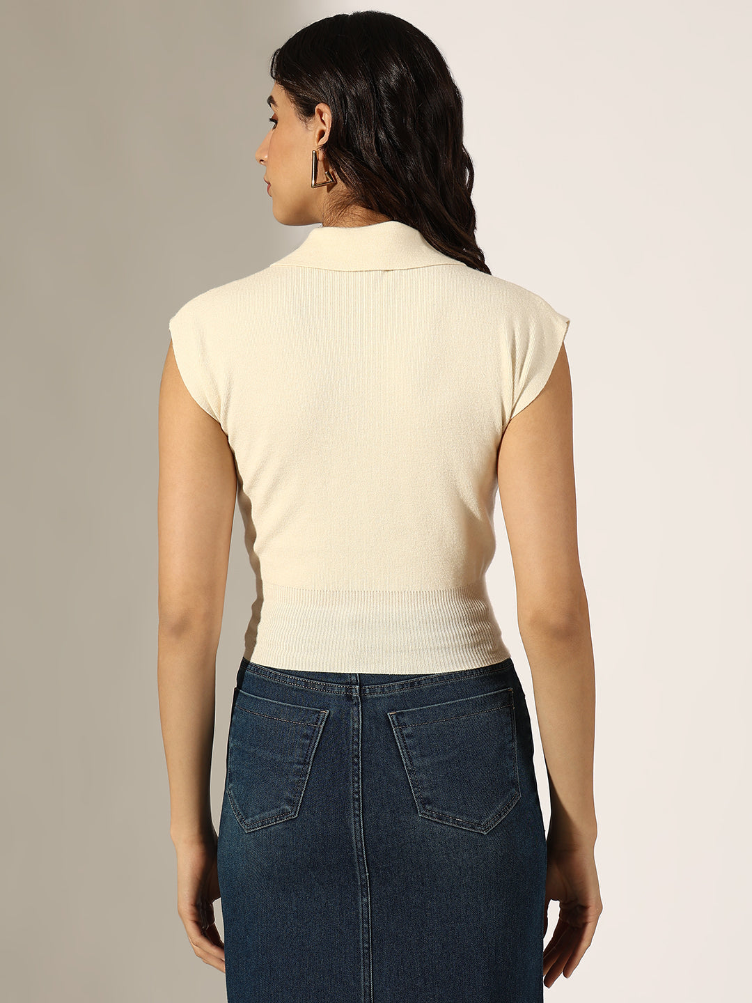 Women's Cream Sleeveless Knit Top with Polo Collar