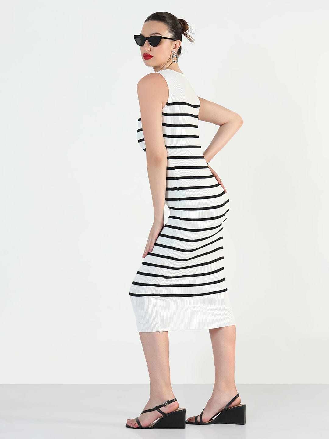 Women's Ribbed Striped Sleeveless White Bodycon Dresses