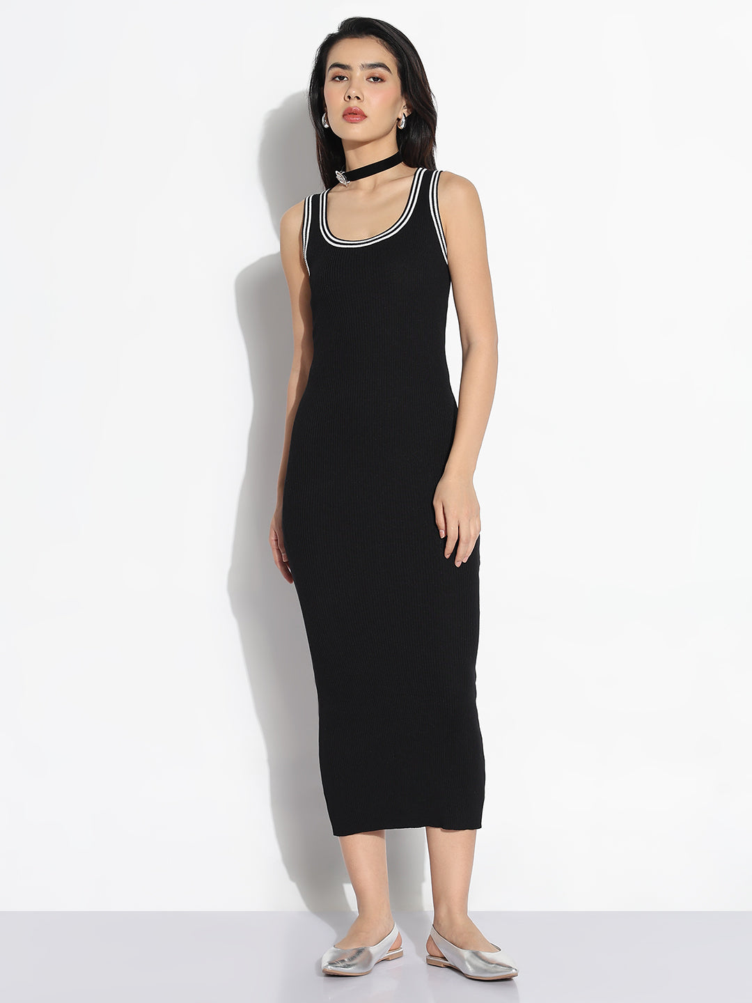 Women's Black Solid Bodycon Dress