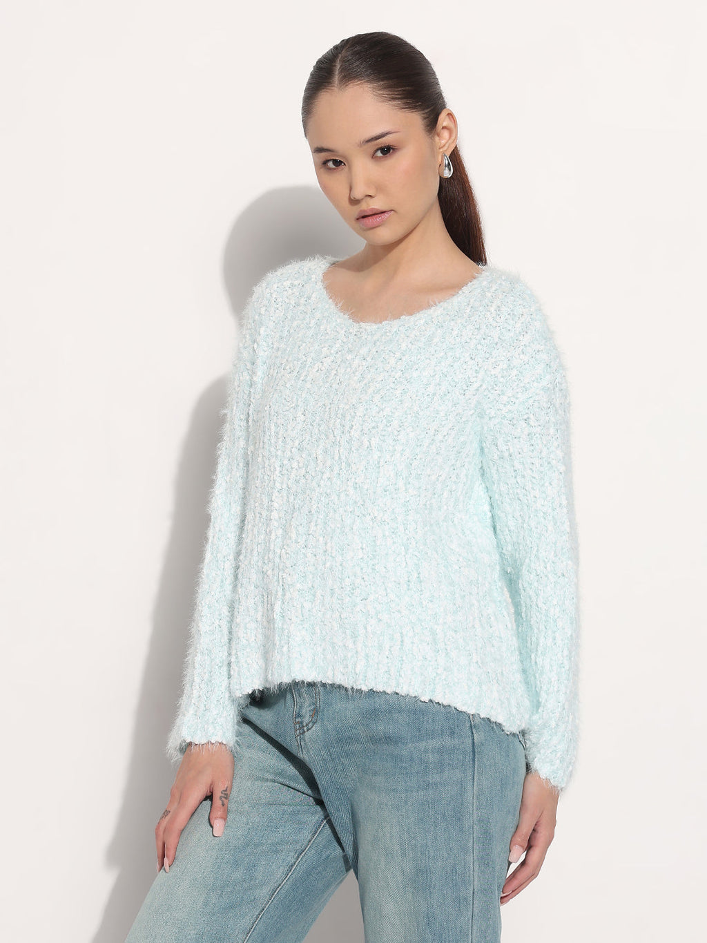Women's Blue Round Neck Knitted Fuzzy Top