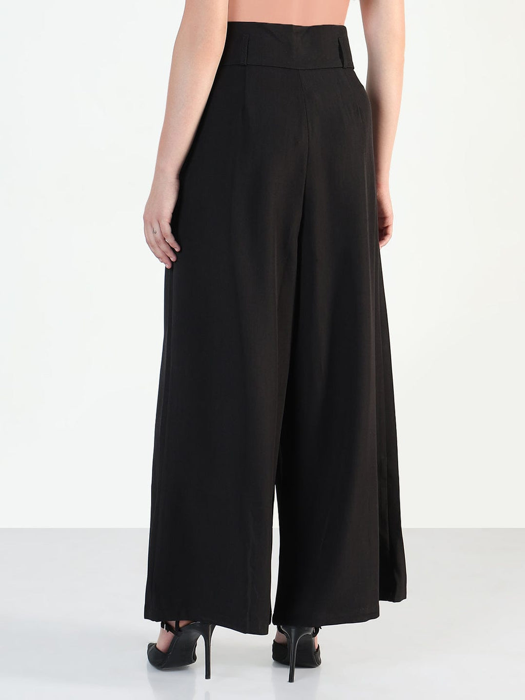 Women's Black Relaxed Fit Wide Leg Trousers