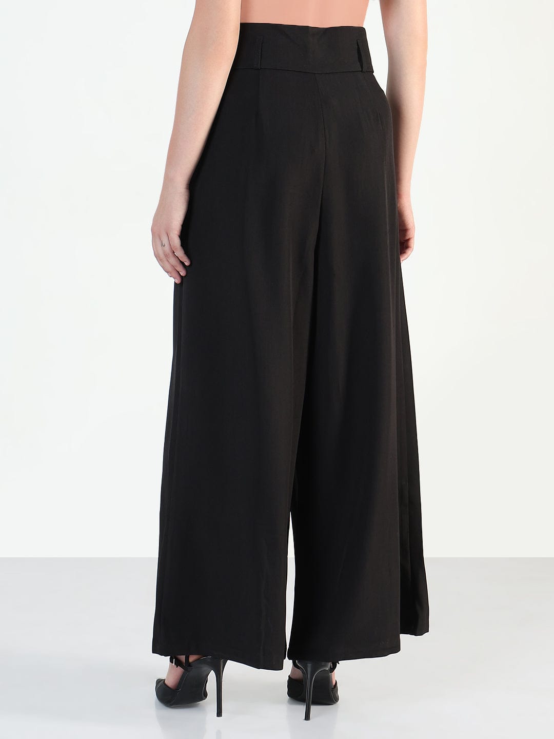 Women's Black Relaxed Fit Wide Leg Trousers