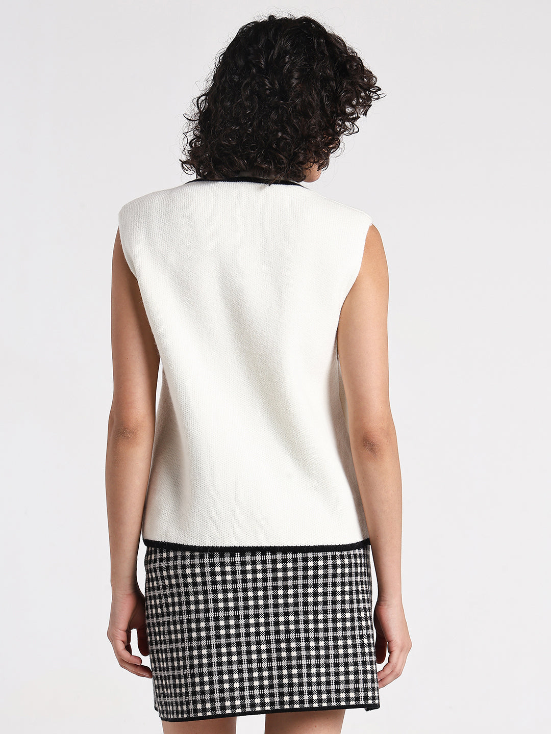 Women’s Off White Ribbed Sleeveless Top with Contrast Trim & Bow Detail