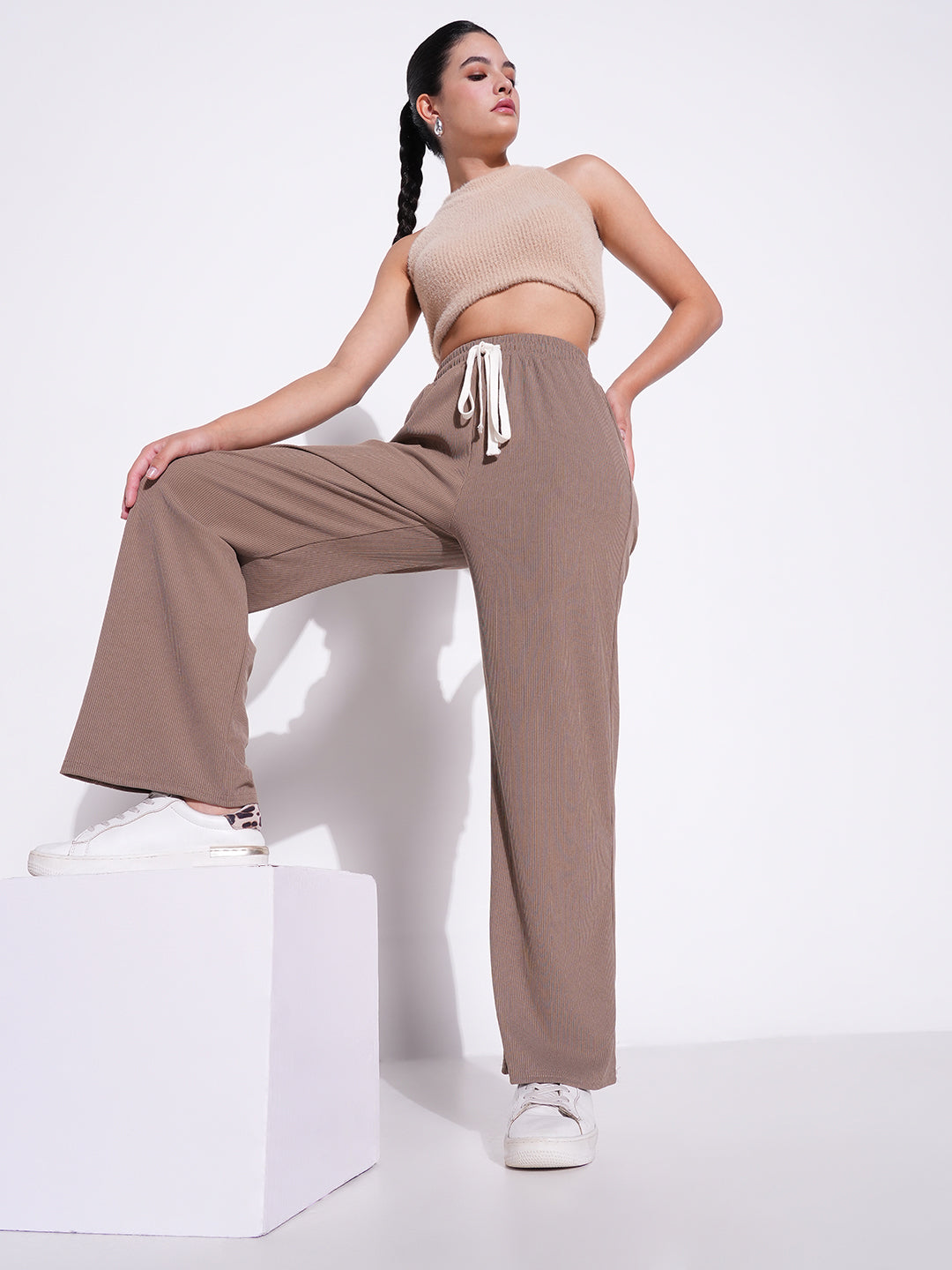 Women's Beige Comfort Mid-Rise Regular Fit Parallel Trousers
