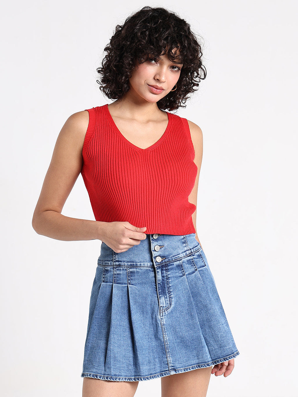 Women's Red Ribbed V-Neck Sleeveless Crop Top
