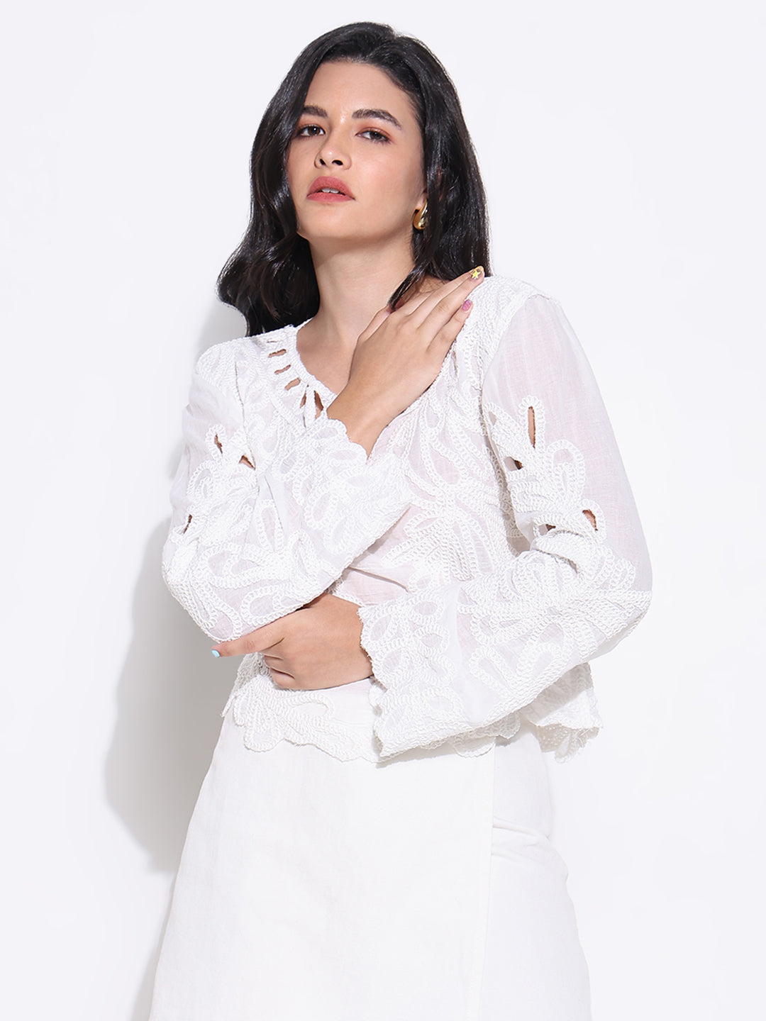 Women's White Floral Embroidered Round Neck Top