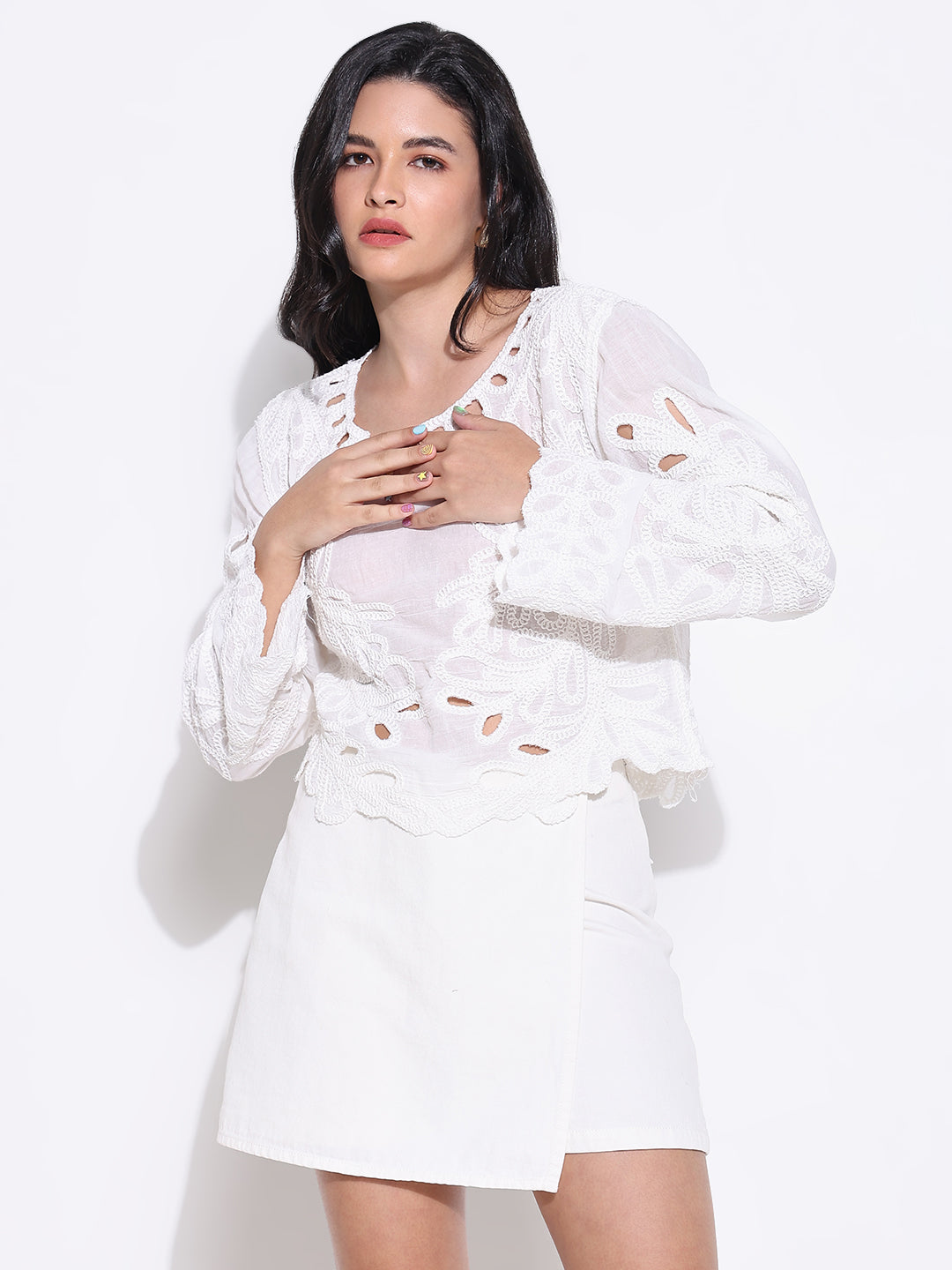 Women's White Floral Embroidered Round Neck Top