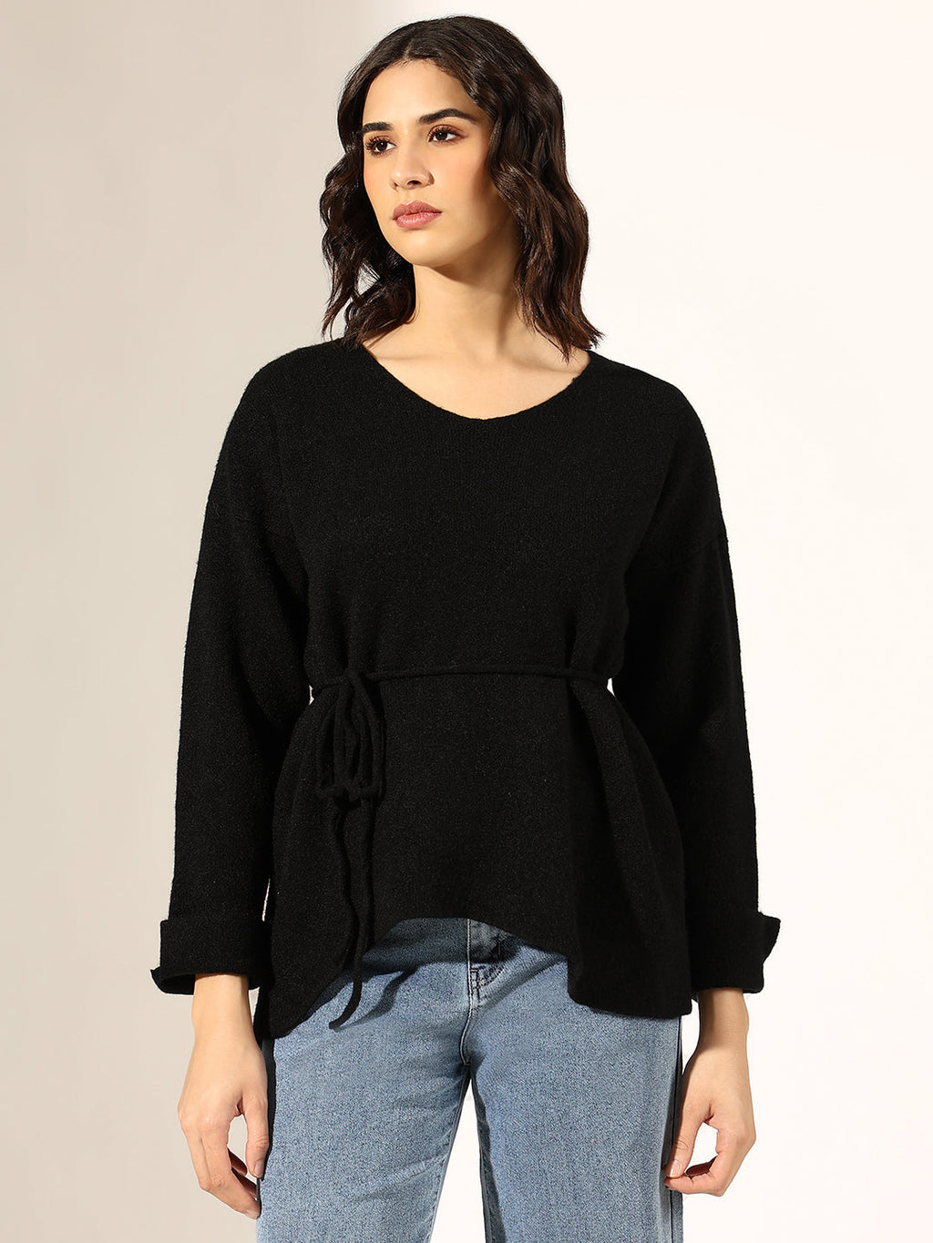 Women's Knitted Black V-Neck Top with Tie-Up Belt