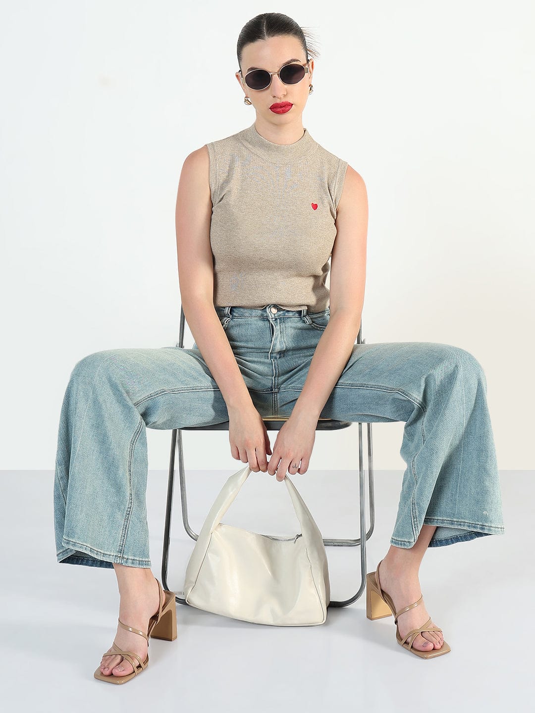 Women's Beige Fitted Short Top with Heart detail