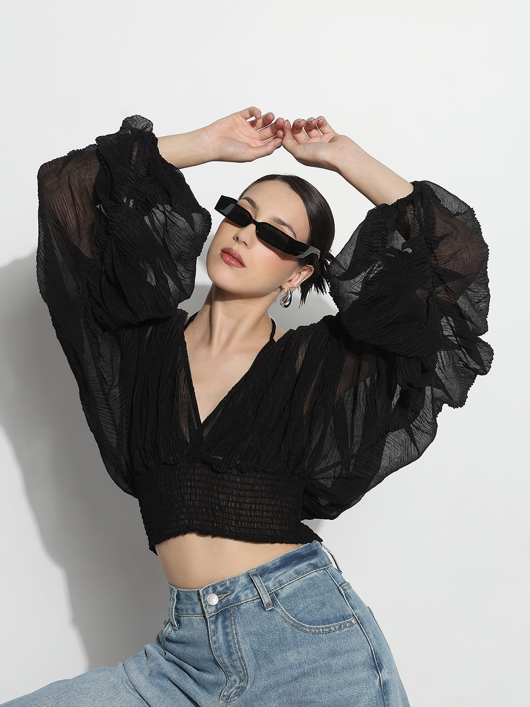 Women's Black V-neck Ruched Balloon Sleeve Top