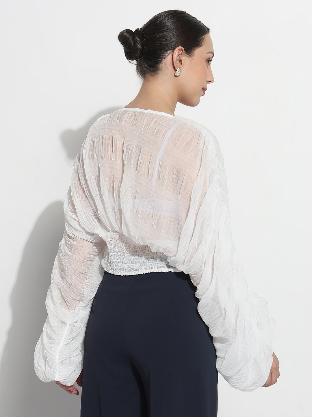 Women's White V-neck Ruched Balloon Sleeve Top